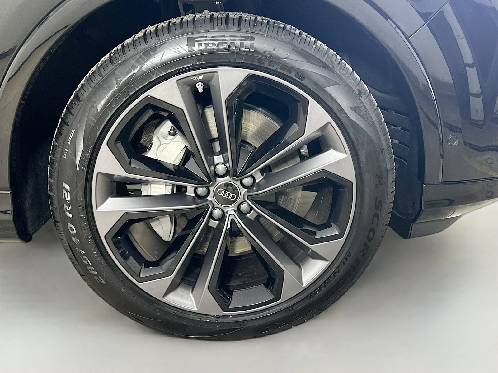 New 2026 Audi Q7 Premium Plus AWD/4WD image 10