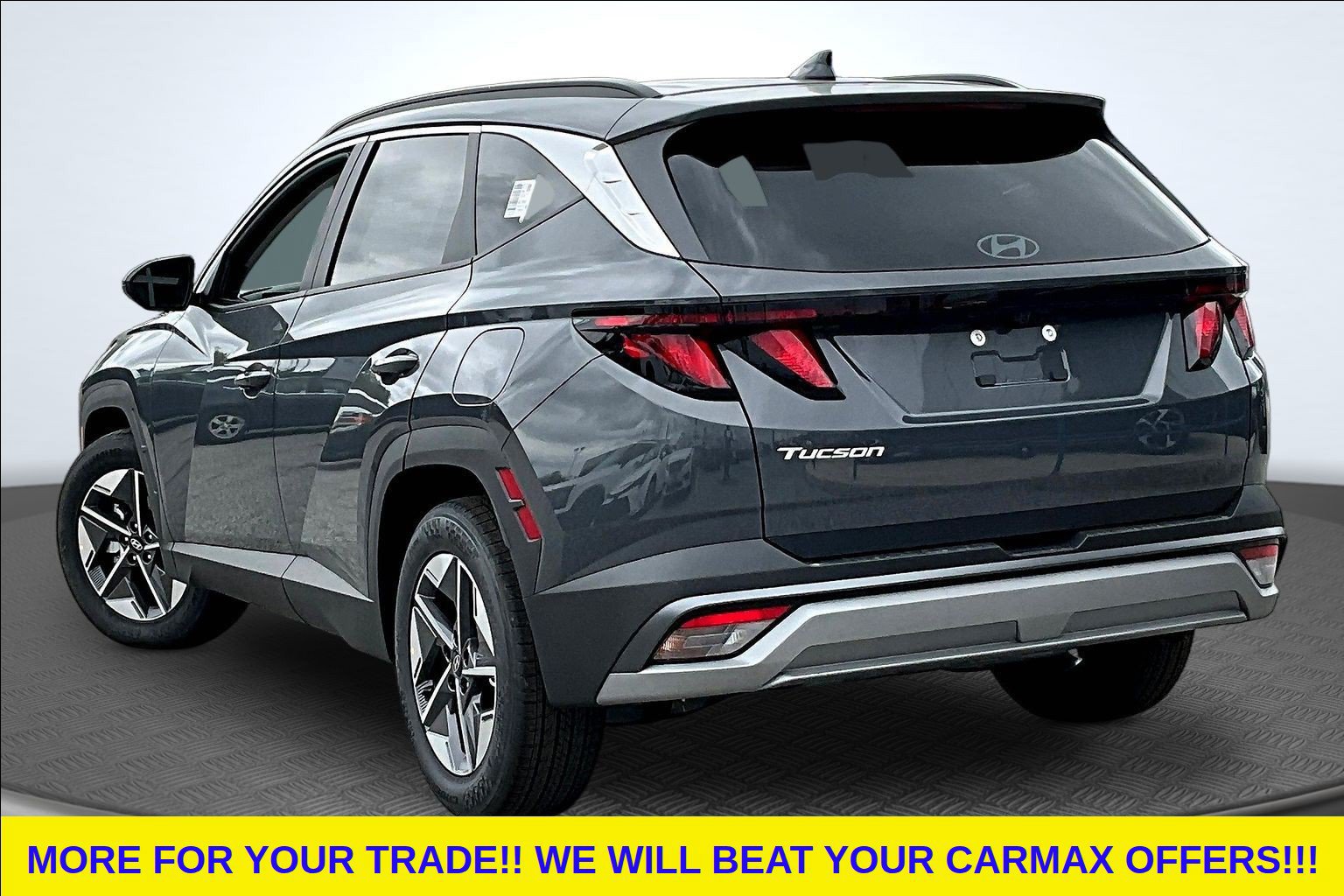 New 2026 Hyundai Tucson SEL Plus FWD image 3