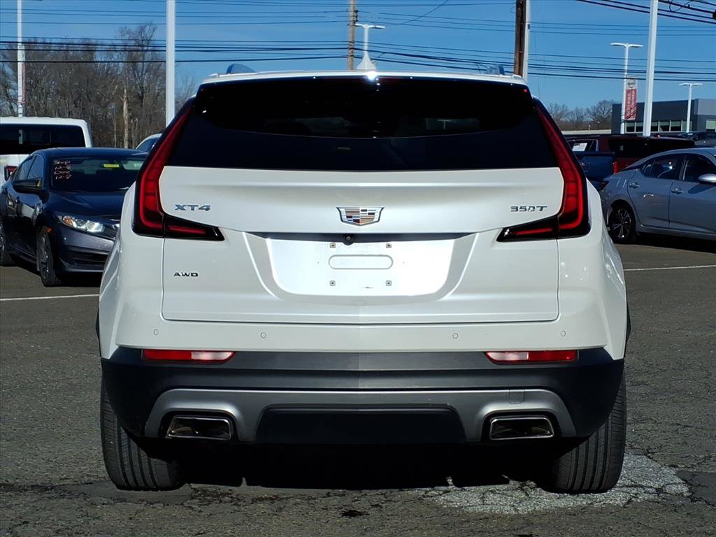 Used 2022 Cadillac XT4 Premium Luxury w/ Cold Weather Package image 4