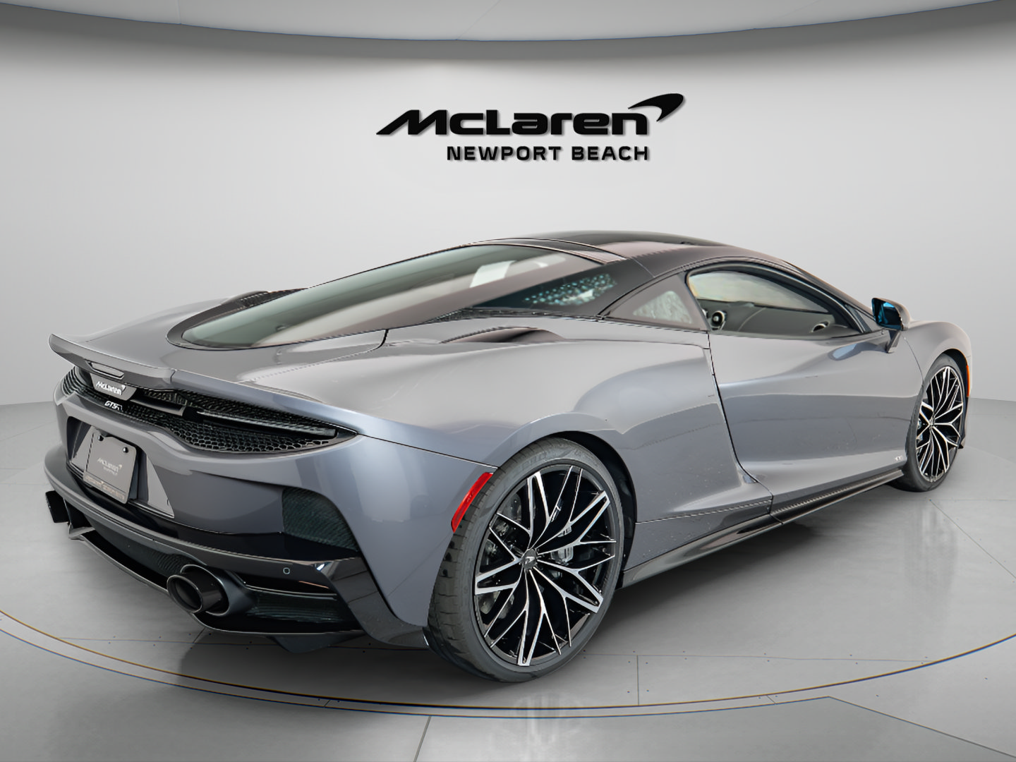 Used 2025 McLaren GTS RWD image 6
