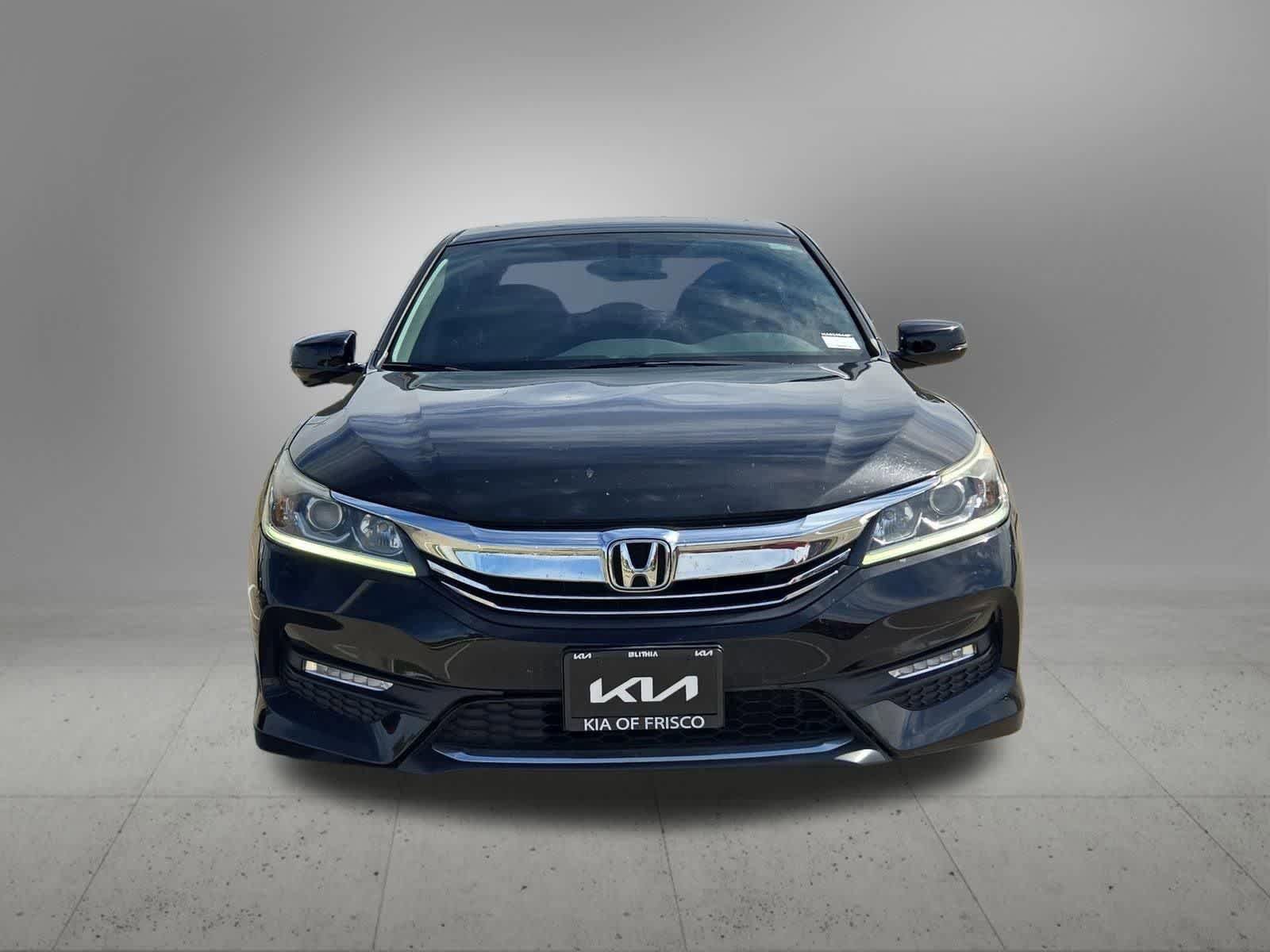 Used 2017 Honda Accord EX-L image 9