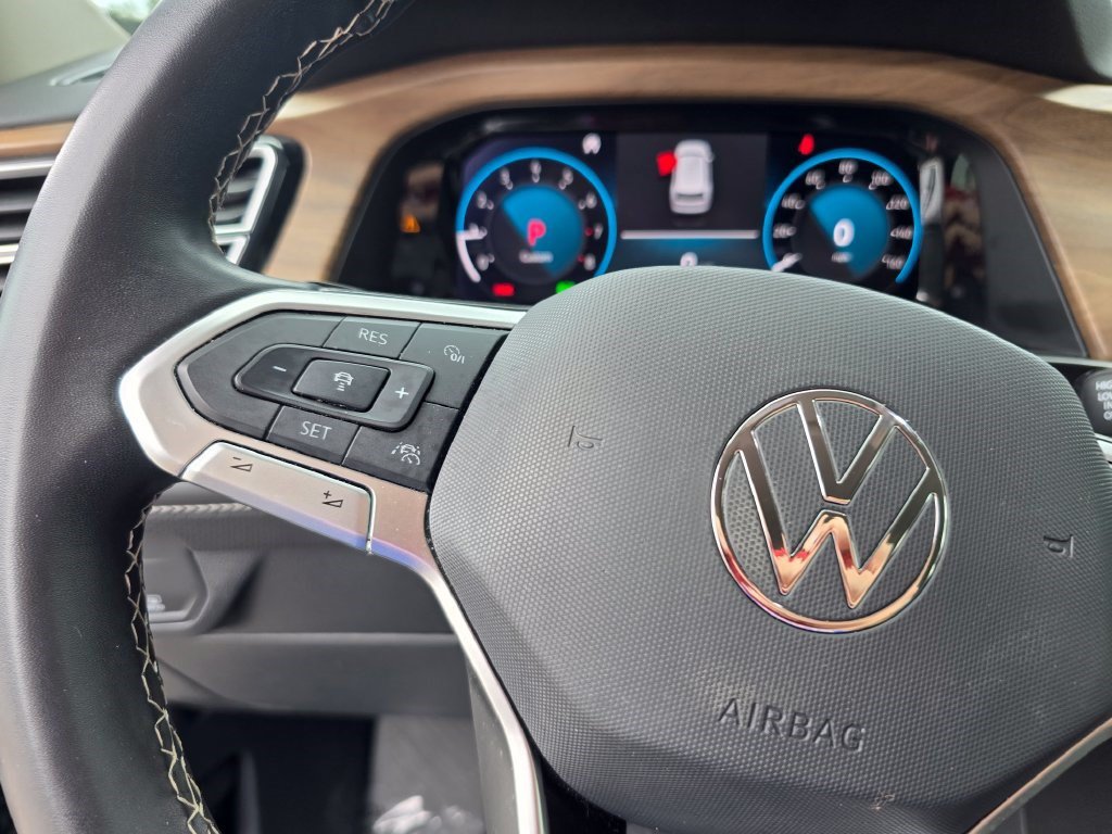 Used 2025 Volkswagen Atlas SE FWD image 18