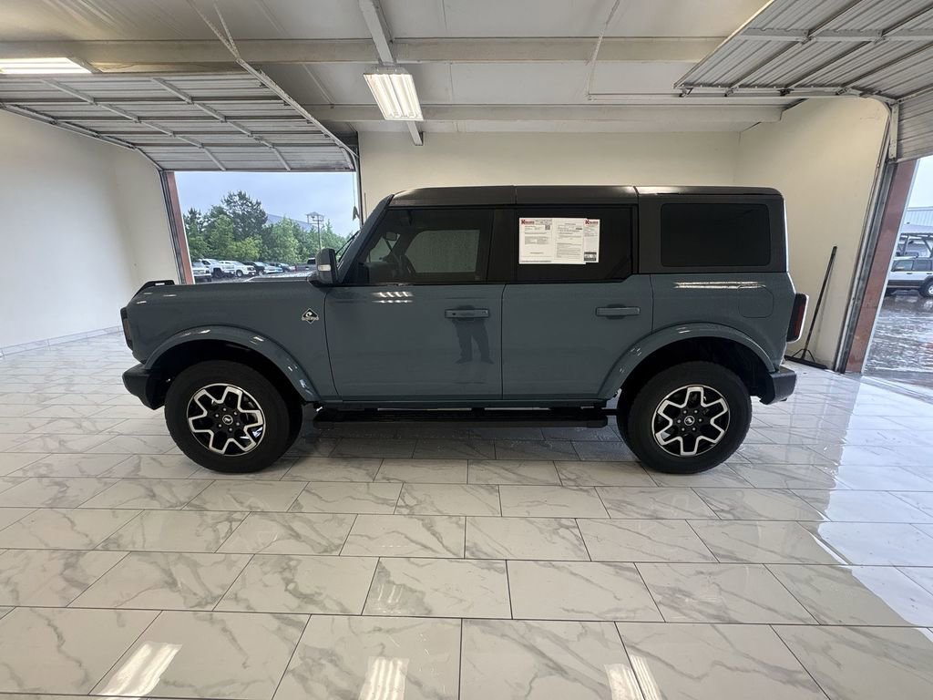 Used 2022 Ford Bronco Outer Banks AWD/4WD image 5