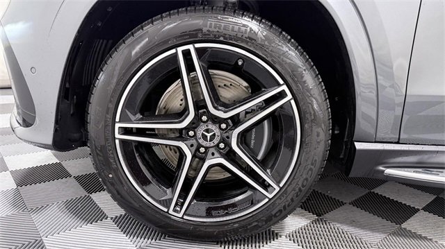 New 2026 Mercedes-Benz GLS 450 4MATIC image 8