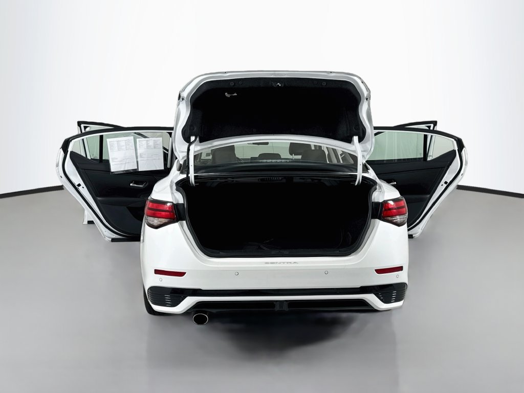 Used 2024 Nissan Sentra SR w/ SR Premium Package FWD image 25