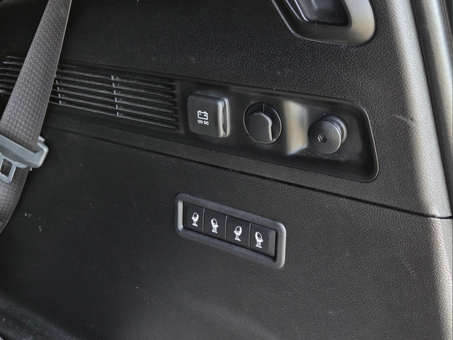 Used 2022 Jeep Wagoneer Series III RWD image 9
