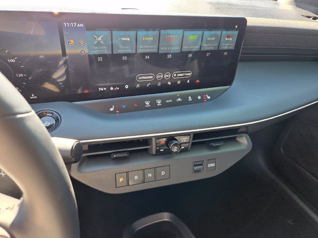 Used 2026 Nissan Leaf Platinum+ FWD image 25