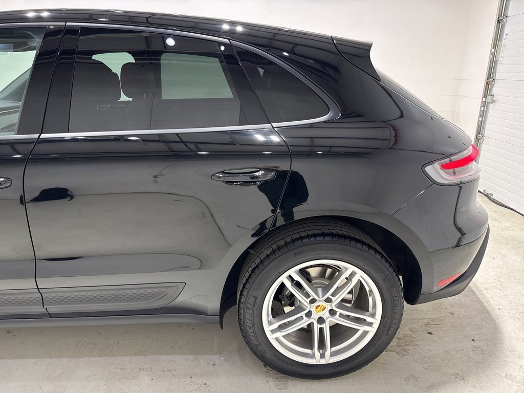 Used 2025 Porsche Macan Turbo image 6