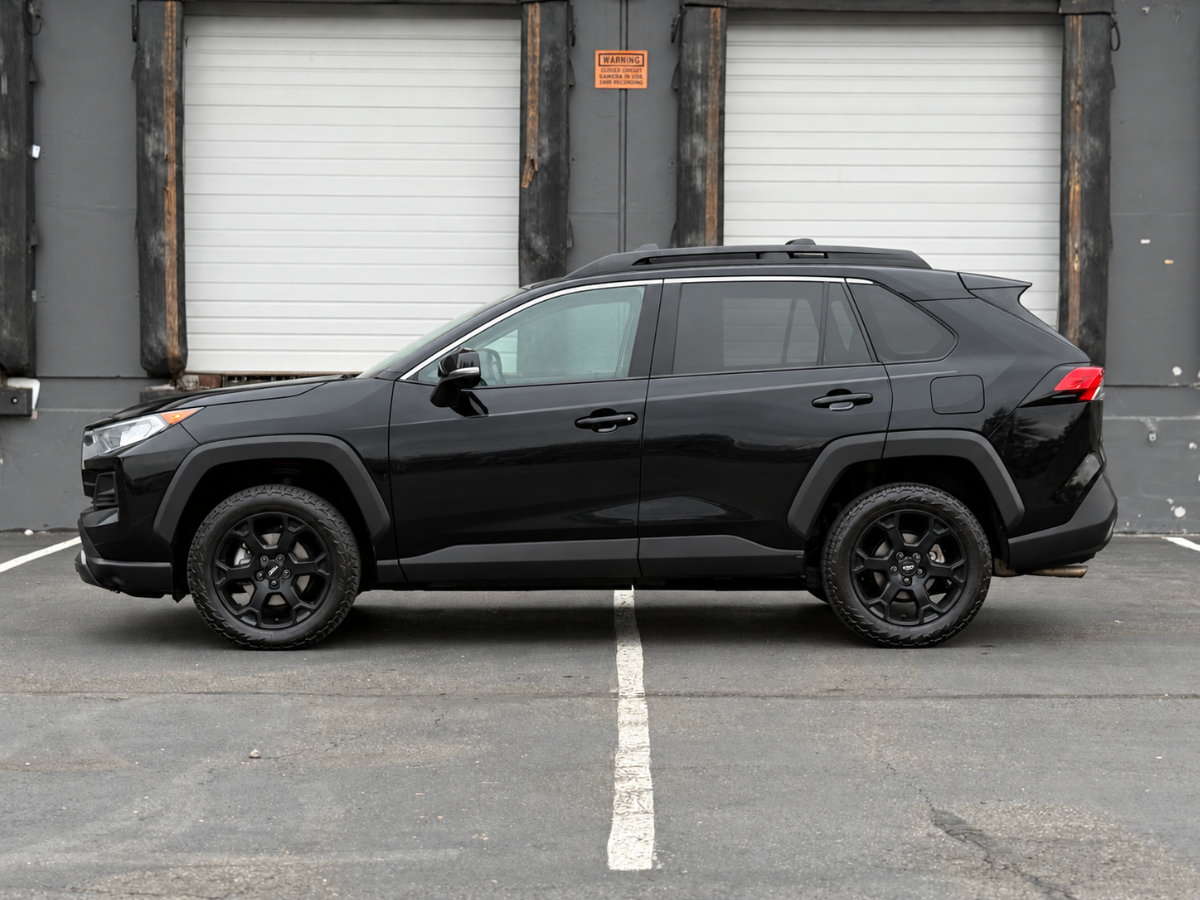 Used 2020 Toyota RAV4 TRD Off-Road w/ TRD Off-Road Weather Package AWD/4WD image 7