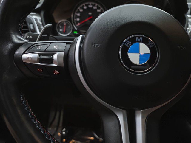 Used 2019 BMW M4 Convertible w/ Competition Package RWD image 20