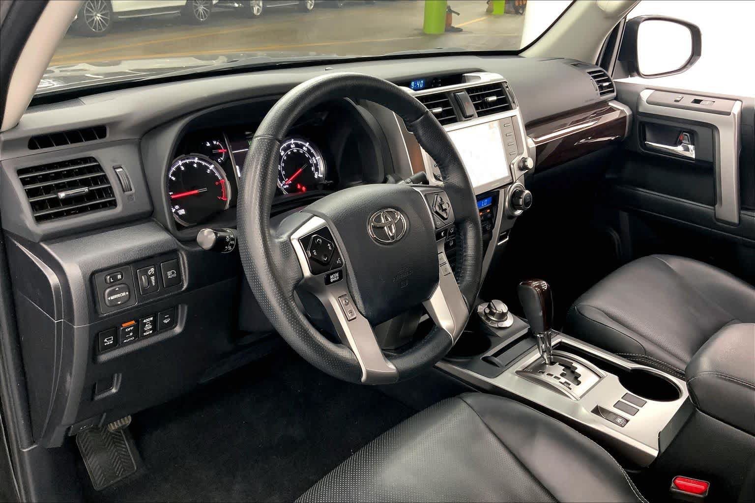 Used 2023 Toyota 4Runner Limited AWD/4WD image 20