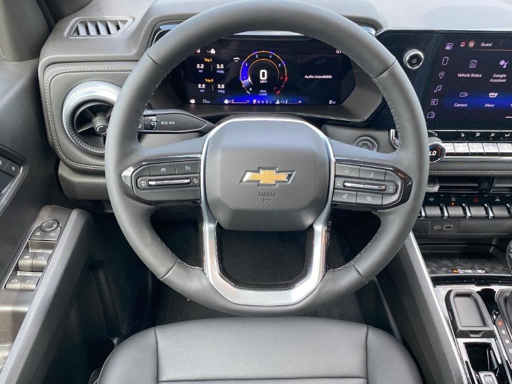 New 2025 Chevrolet Colorado LT w/ LT Convenience Package image 8