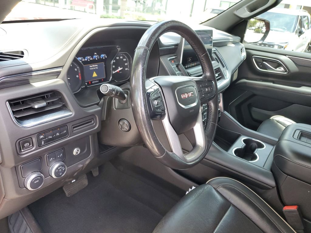 Used 2021 GMC Yukon XL SLT w/ SLT Premium Package RWD image 18