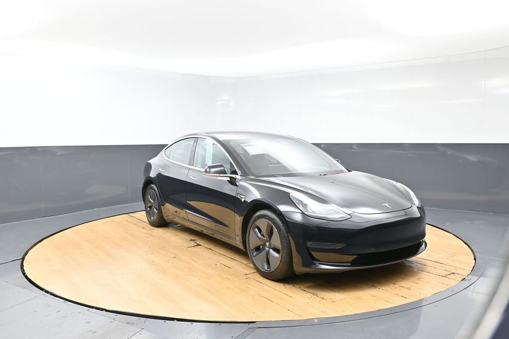 Used 2018 Tesla Model 3 Long Range RWD image 2