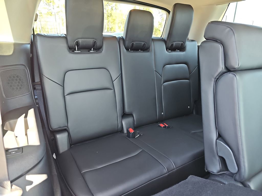 Used 2024 Nissan Pathfinder Platinum w/ Cargo Package image 15