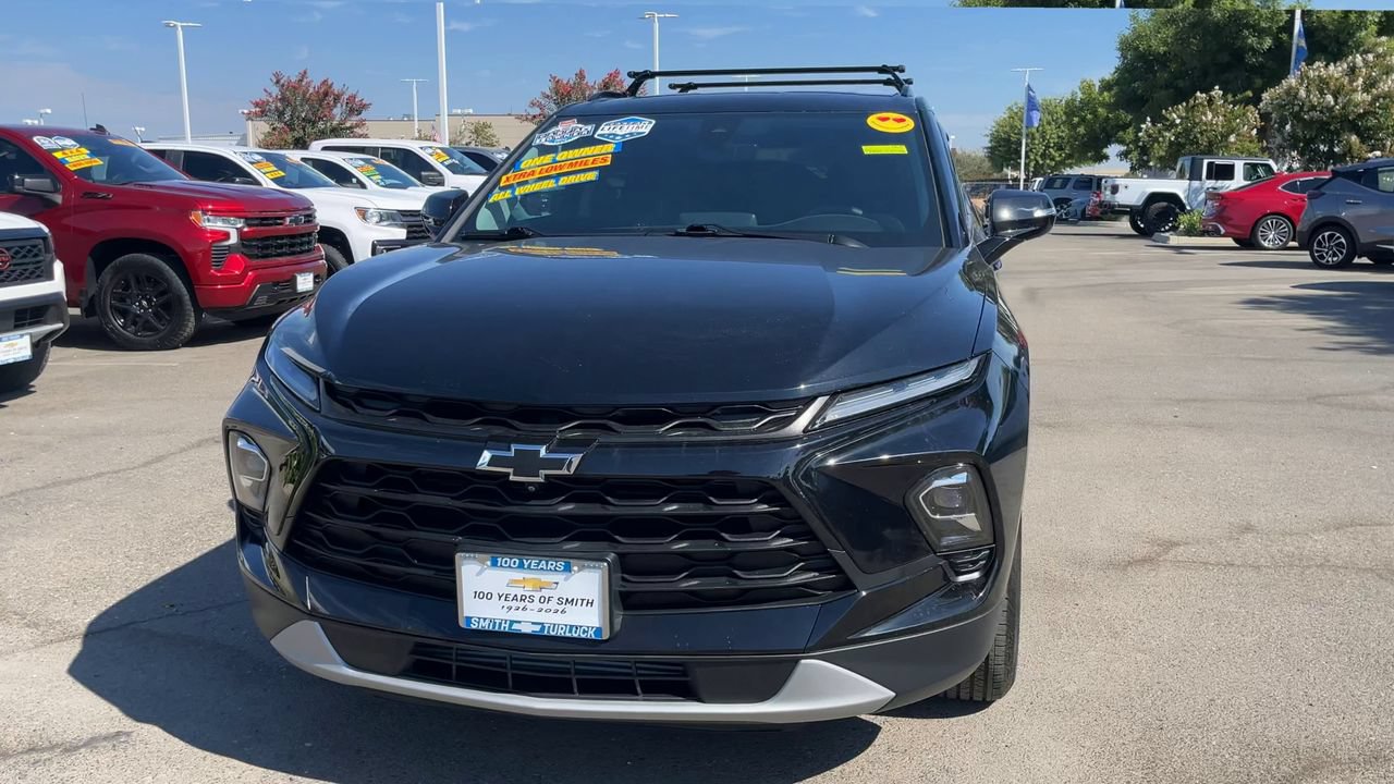 Used 2024 Chevrolet Blazer LT w/ Sound & Technology Package AWD/4WD image 2