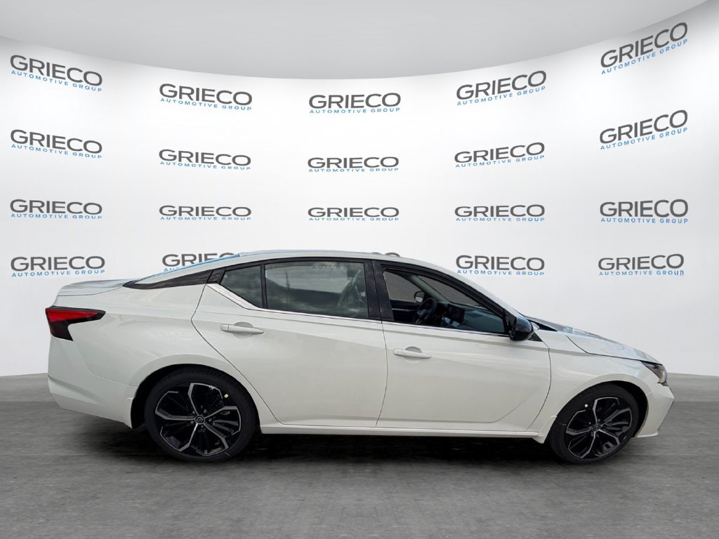 New 2026 Nissan Altima 2.5 SR FWD image 7