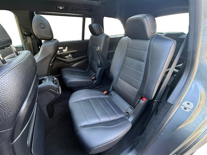 Used 2024 Mercedes-Benz GLS 450 4MATIC image 15