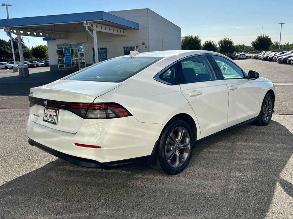 Used 2023 Honda Accord EX image 5