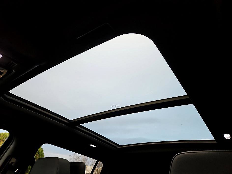 New 2026 Chevrolet Suburban Z71 w/ Z71 Off-Road Package image 18