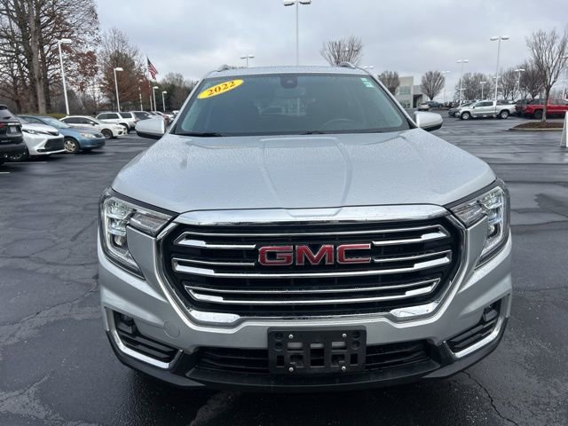 Used 2022 GMC Terrain SLT image 2