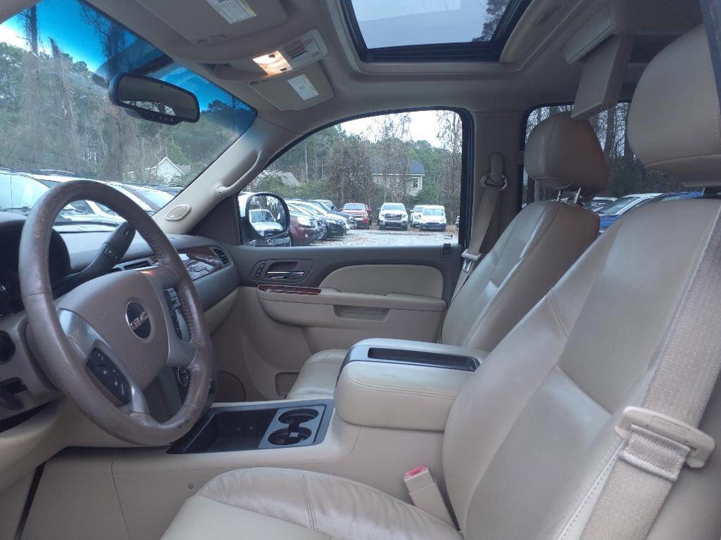 Used 2014 GMC Yukon XL SLT image 5