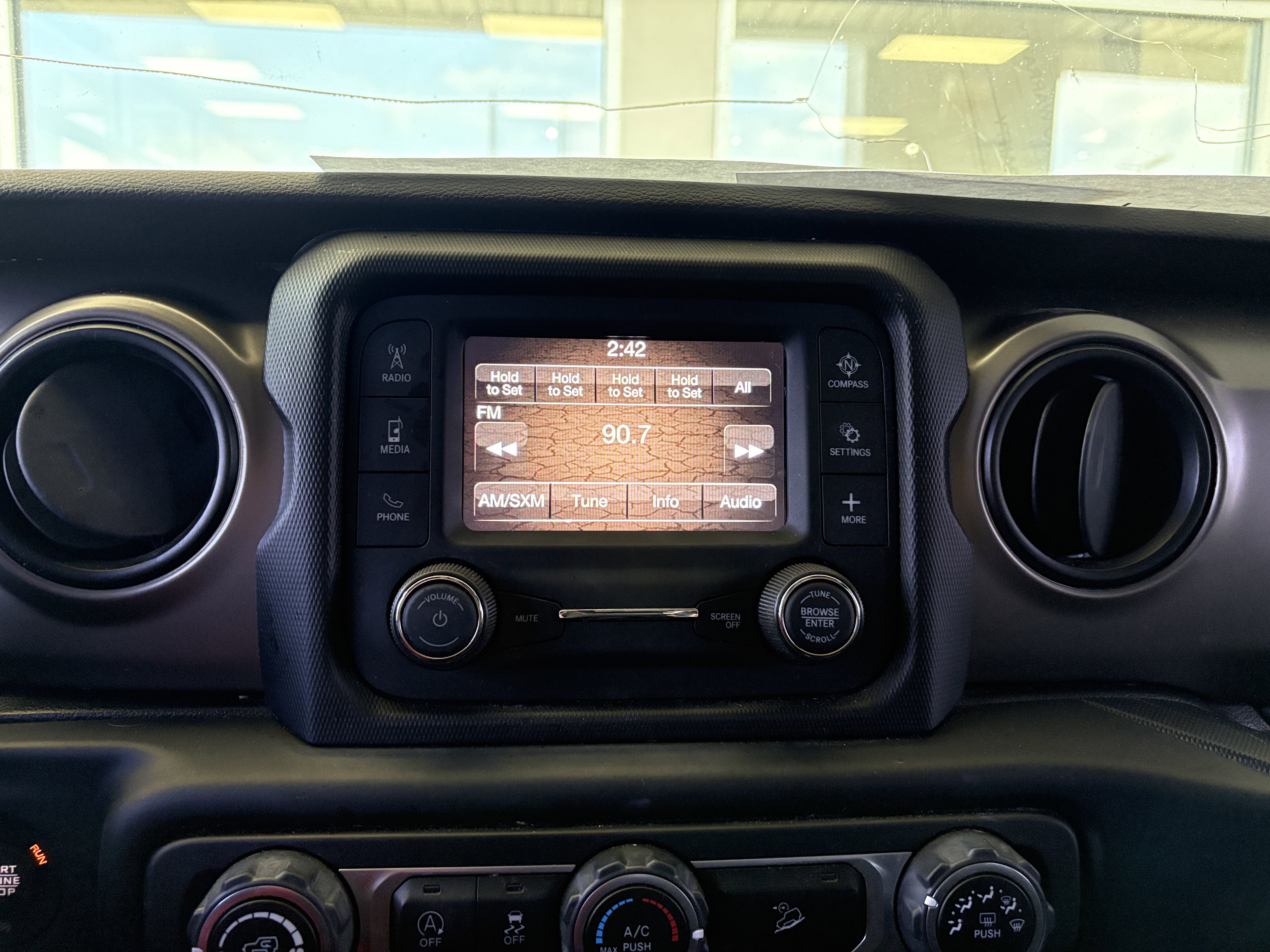 Used 2020 Jeep Wrangler Unlimited Sport S image 21