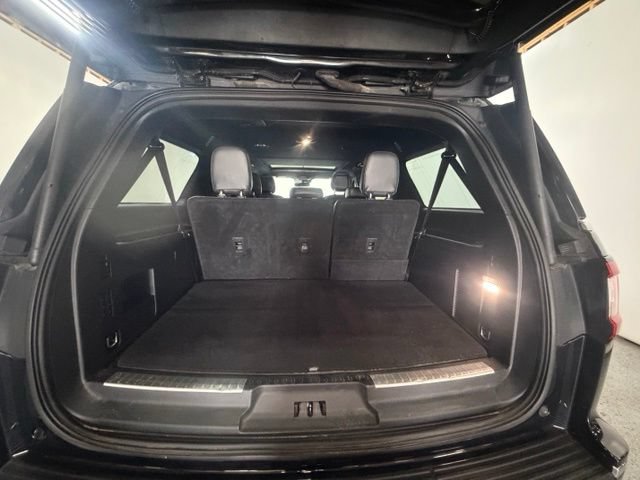 Used 2018 Lincoln Navigator L Select AWD/4WD image 12