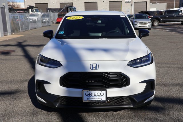 Used 2023 Honda HR-V Sport image 3