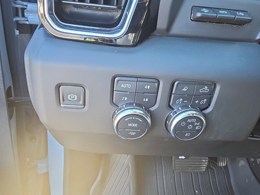 Certified 2025 GMC Sierra 1500 Denali AWD/4WD image 20