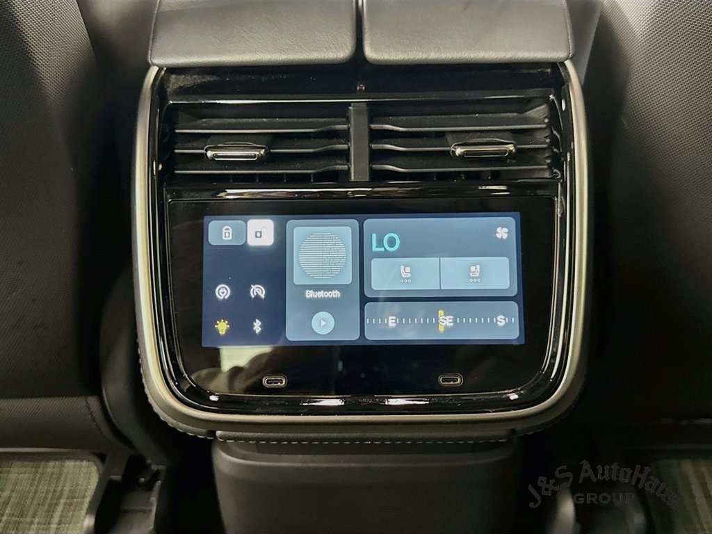 Used 2023 Rivian R1T Adventure Dual AWD/4WD image 32
