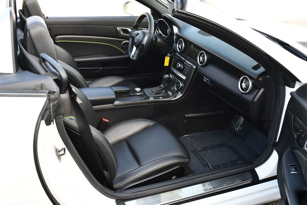 Used 2015 Mercedes-Benz SLK 350 image 65