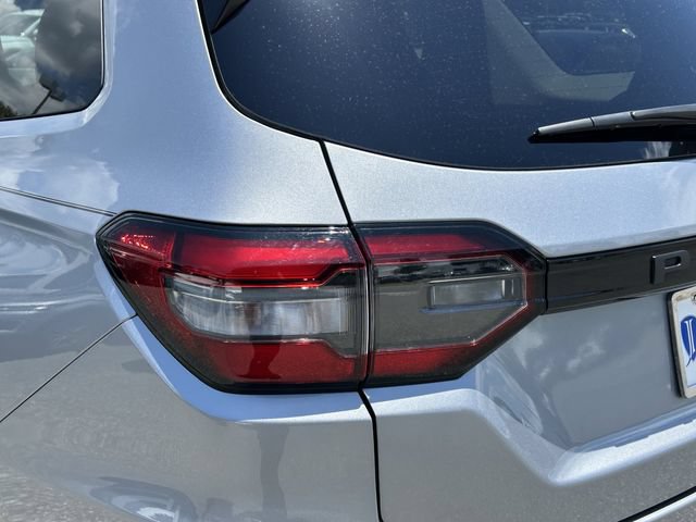 Used 2023 Honda Pilot Touring image 39