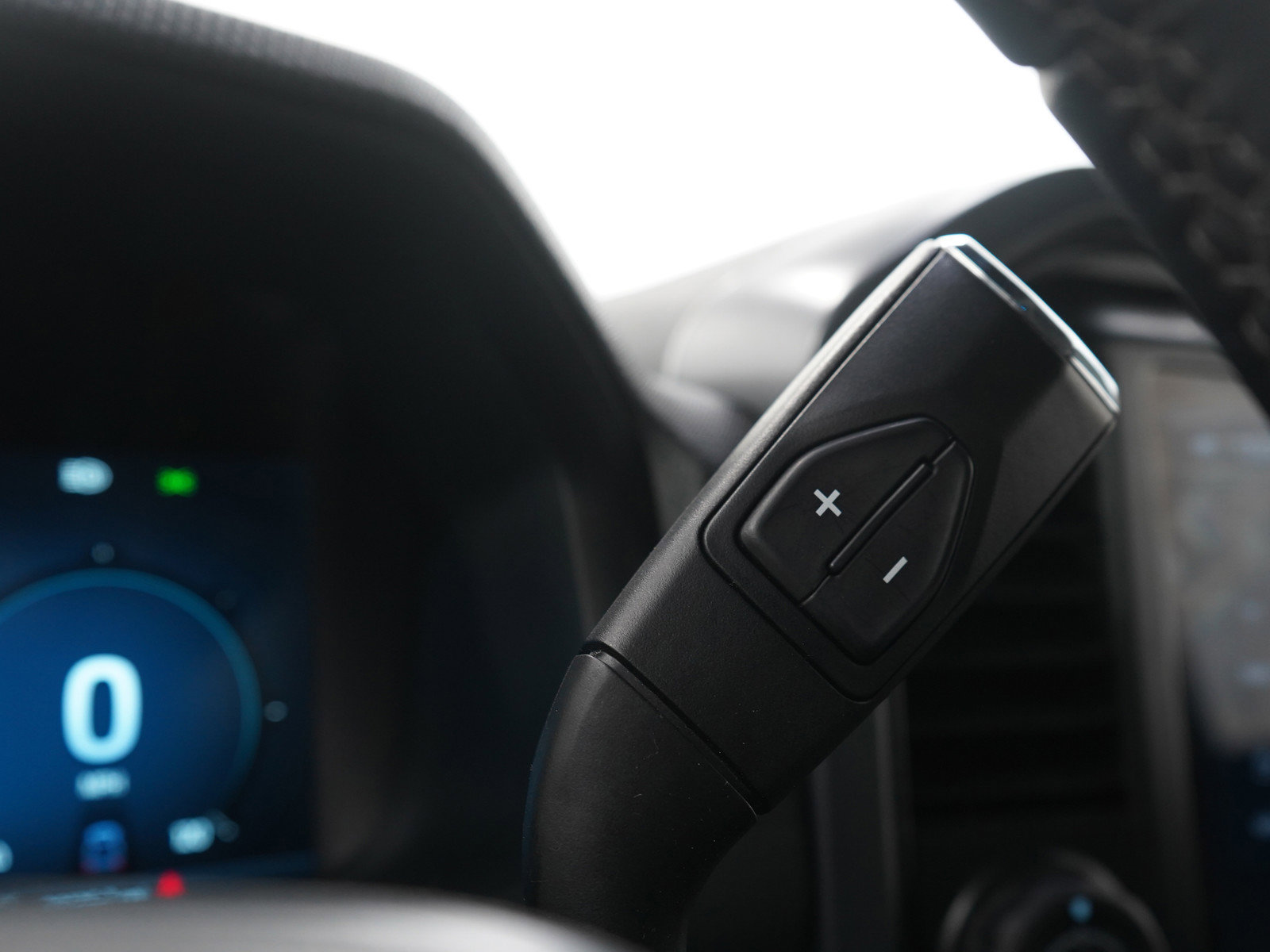 Used 2024 Ford F150 XLT w/ Tow/Haul Package image 25