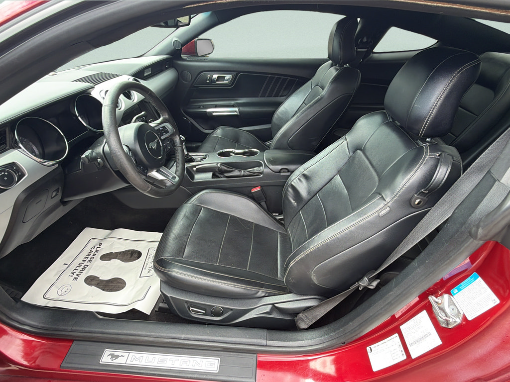 Used 2015 Ford Mustang Premium RWD image 13