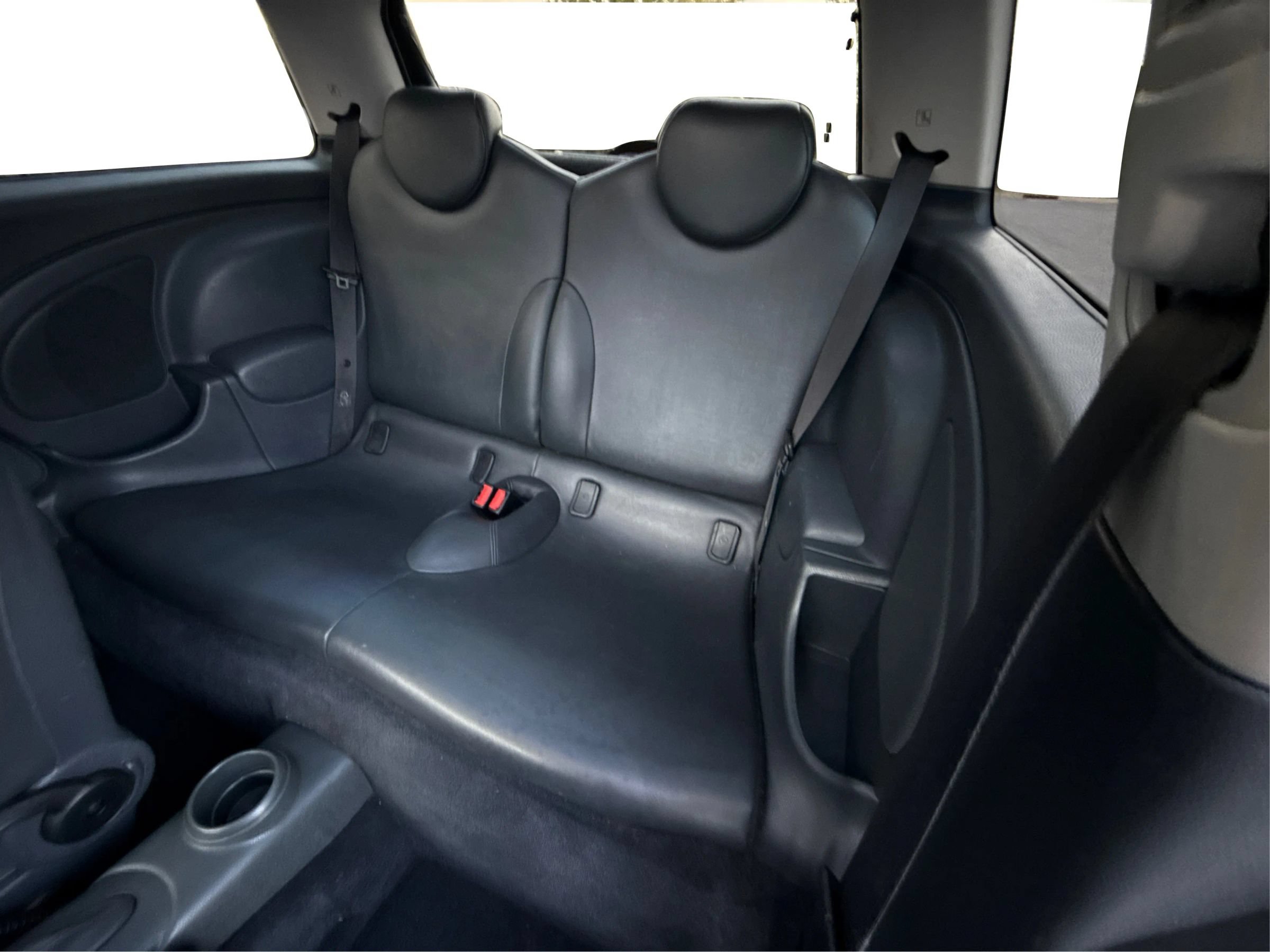 Used 2004 MINI Cooper S FWD image 10