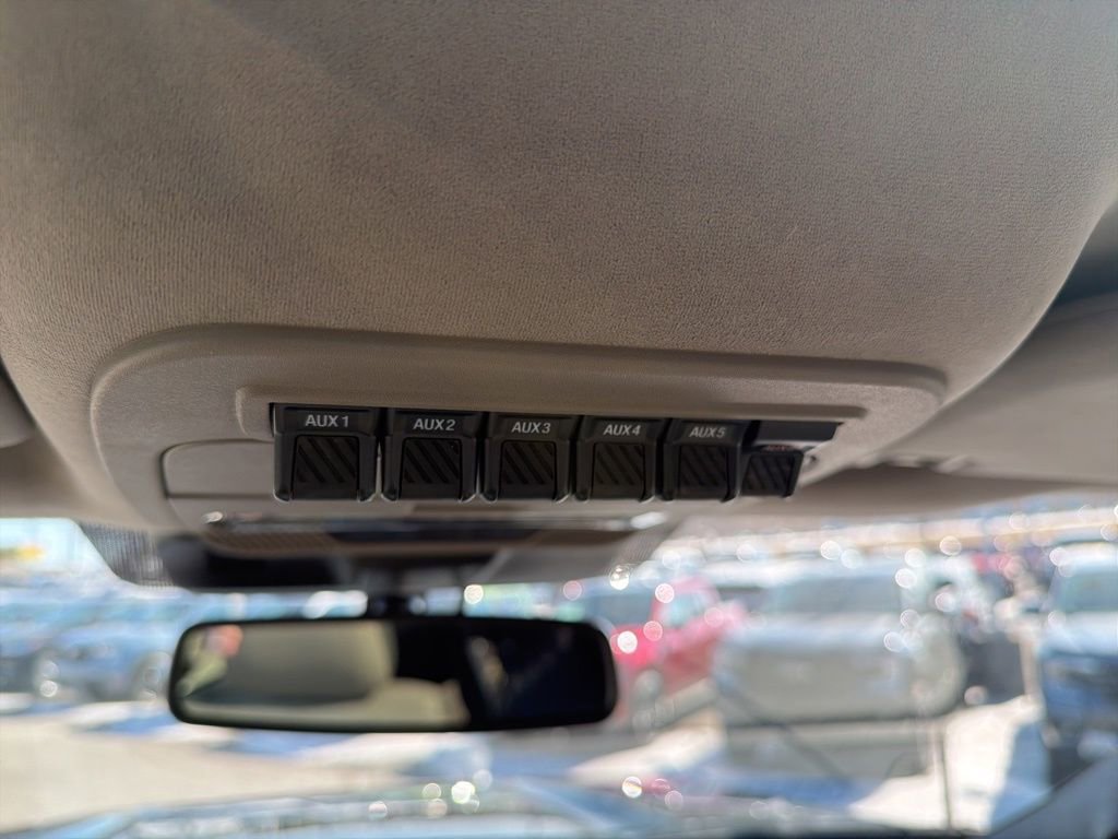 Certified 2025 Ford F450 Platinum w/ Platinum Plus Package image 36