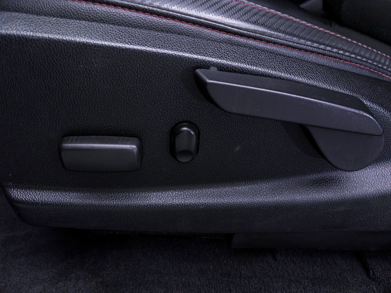 Used 2020 GMC Canyon All Terrain w/ All Terrain X Package AWD/4WD image 18