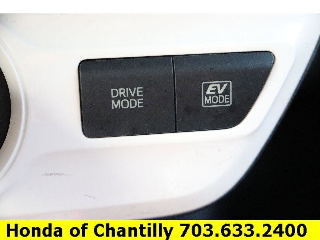 Used 2018 Toyota Prius One w/ Carpet Mat Package FWD image 19