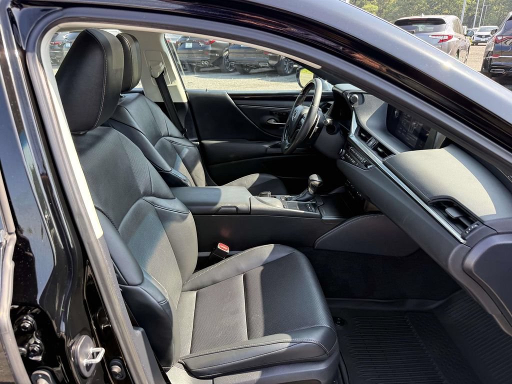 Used 2020 Lexus ES 350 w/ Premium Package FWD image 14