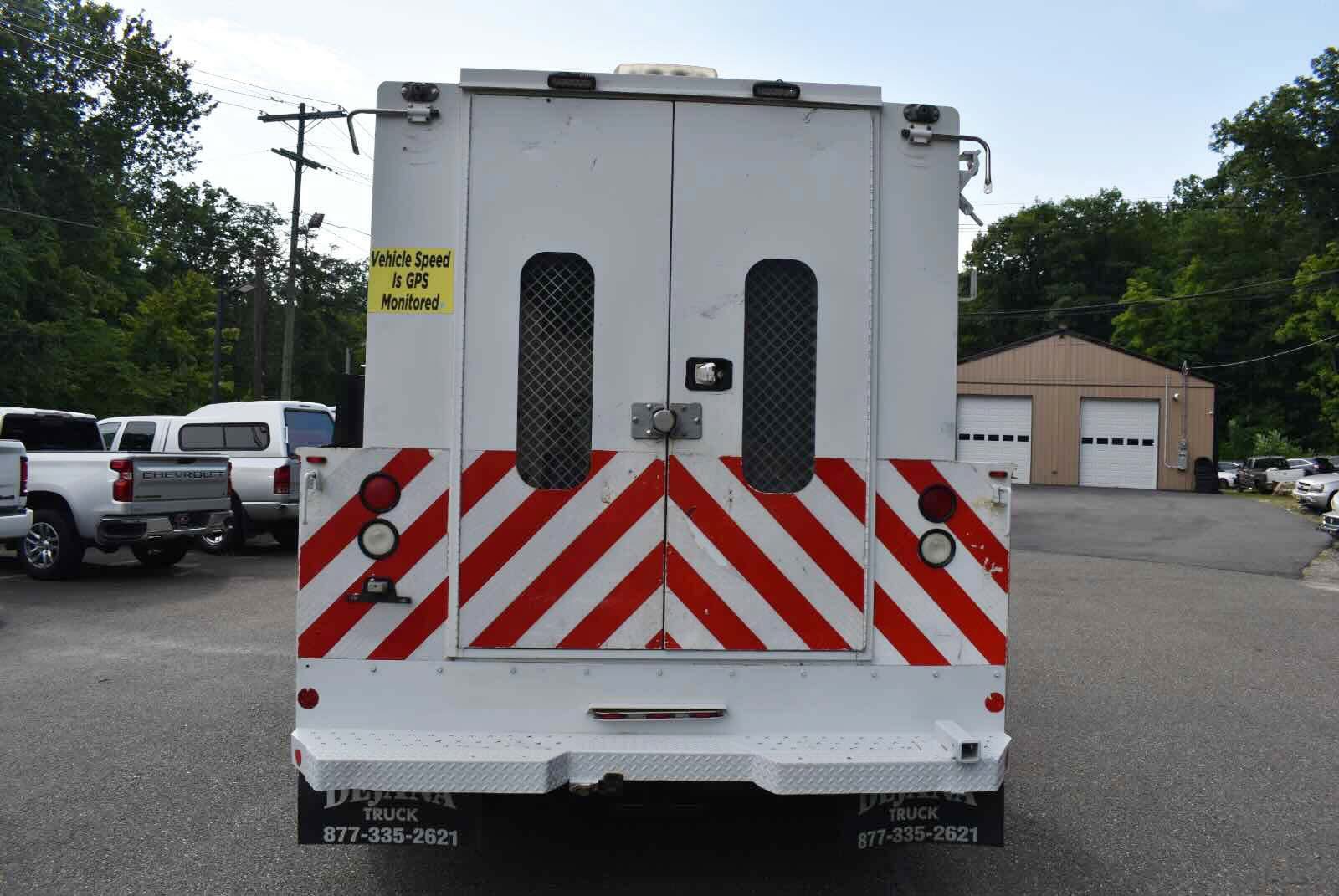 Used 2015 Ford F550 2WD Crew Cab Super Duty w/ Power Equipment Group image 5