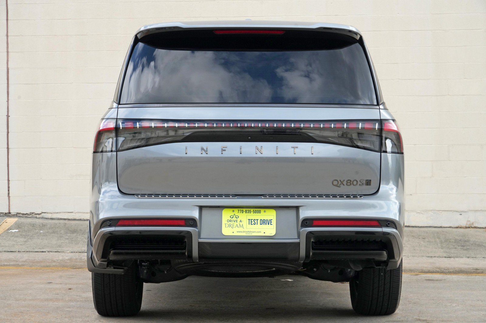 Used 2026 INFINITI QX80 4WD image 11