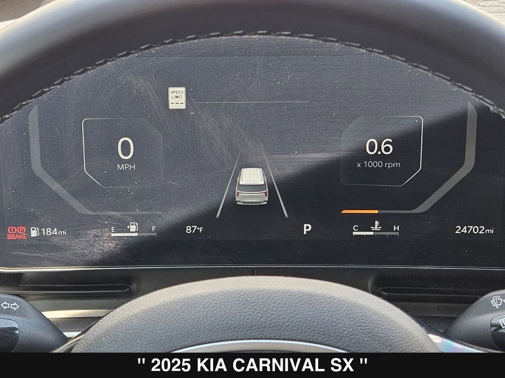 Used 2025 Kia Carnival SX FWD image 27