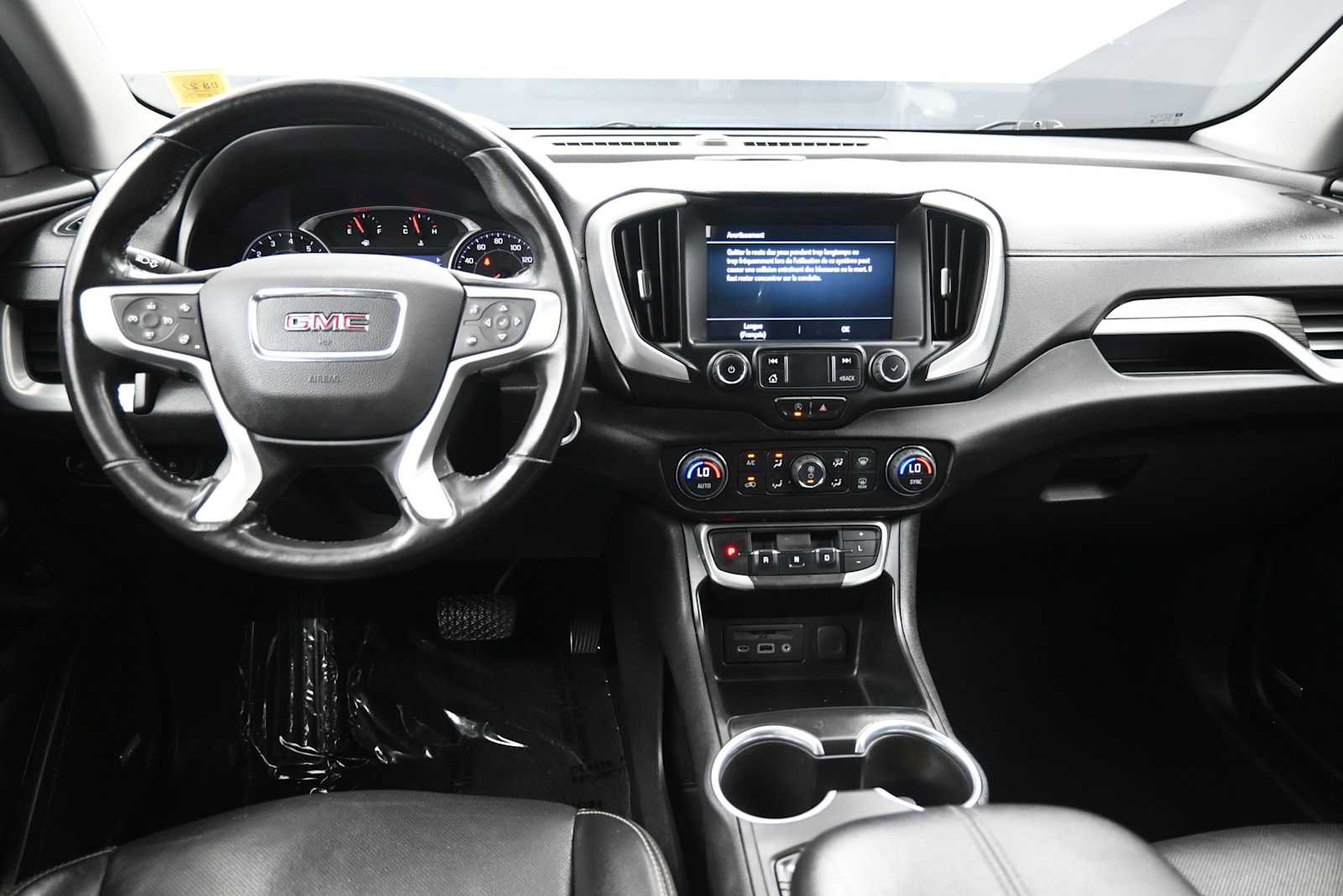 Used 2022 GMC Terrain SLT w/ Infotainment Package II AWD/4WD image 19