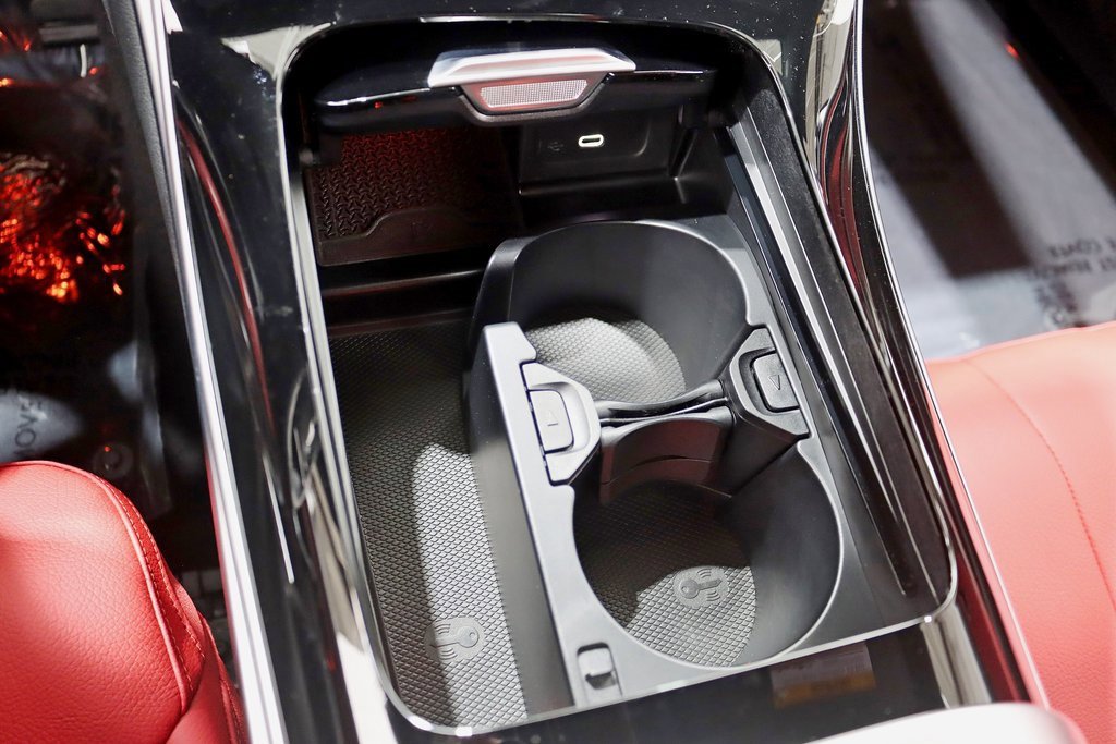 Used 2024 Mercedes-Benz CLE 450 4MATIC Coupe image 28
