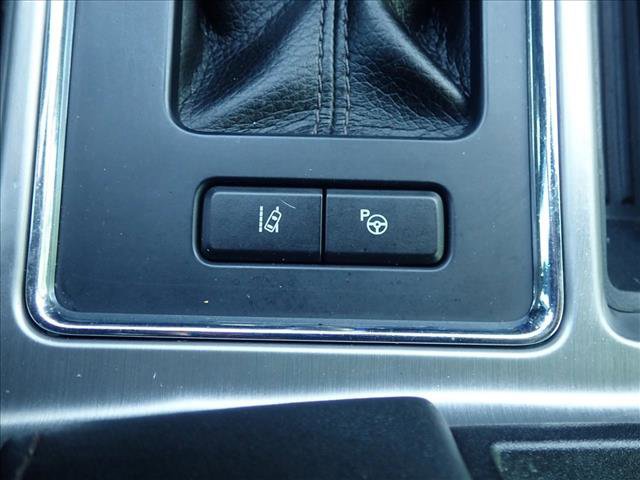Used 2016 Ford F150 Platinum w/ Equipment Group 701A Luxury AWD/4WD image 23