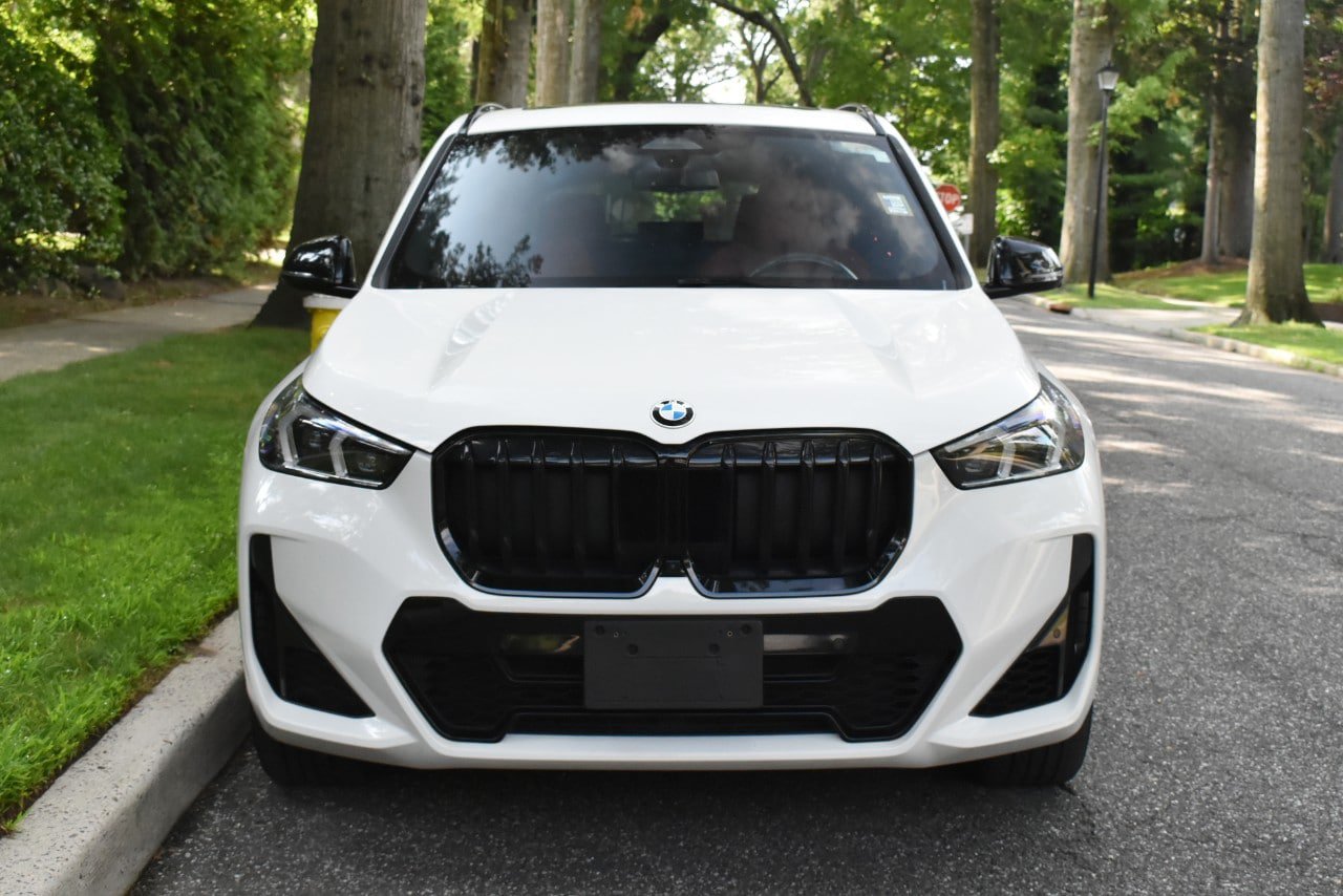 Used 2023 BMW X1 xDrive28i w/ Premium Package AWD/4WD image 11
