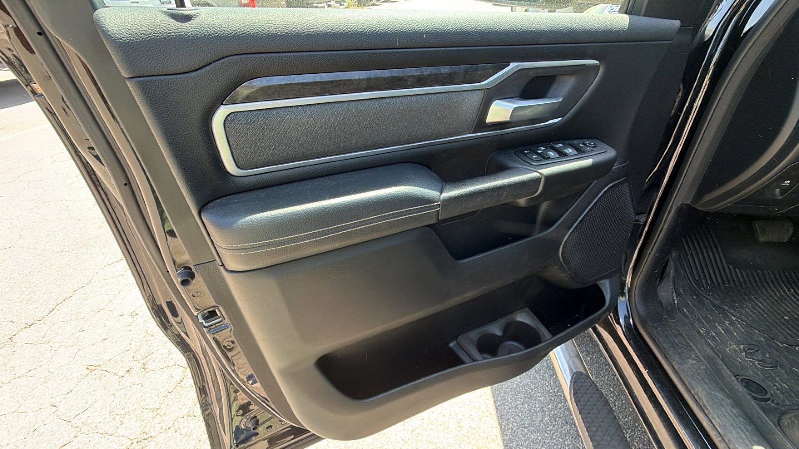 Used 2021 RAM 1500 Big Horn RWD image 14