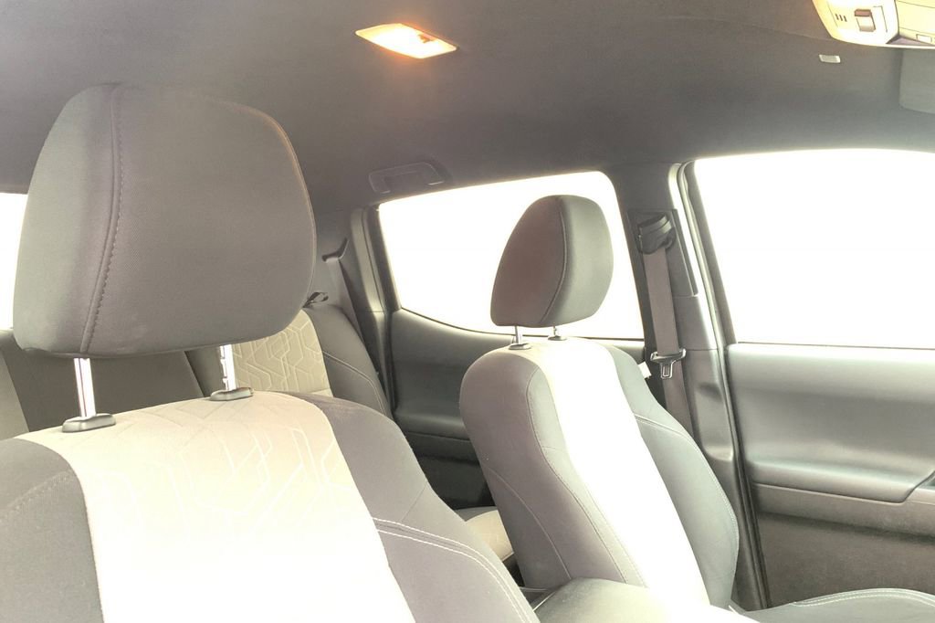 Used 2023 Toyota Tacoma TRD Sport image 18