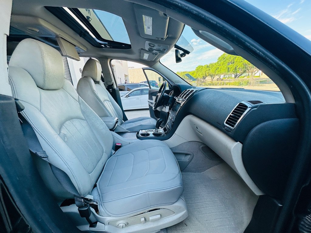 Used 2011 GMC Acadia Denali FWD image 23